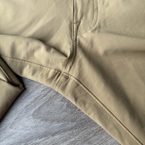 Abercrombie & Fitch The Traveler Khaki Skinny Taper Stretch Pants - Picture 9 of 15